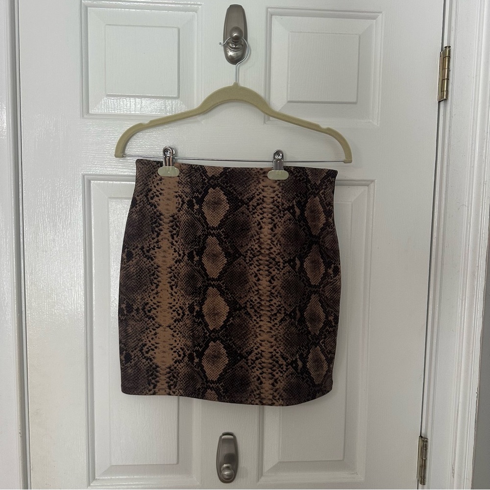 Venti6 Snake Print Mini Skirt